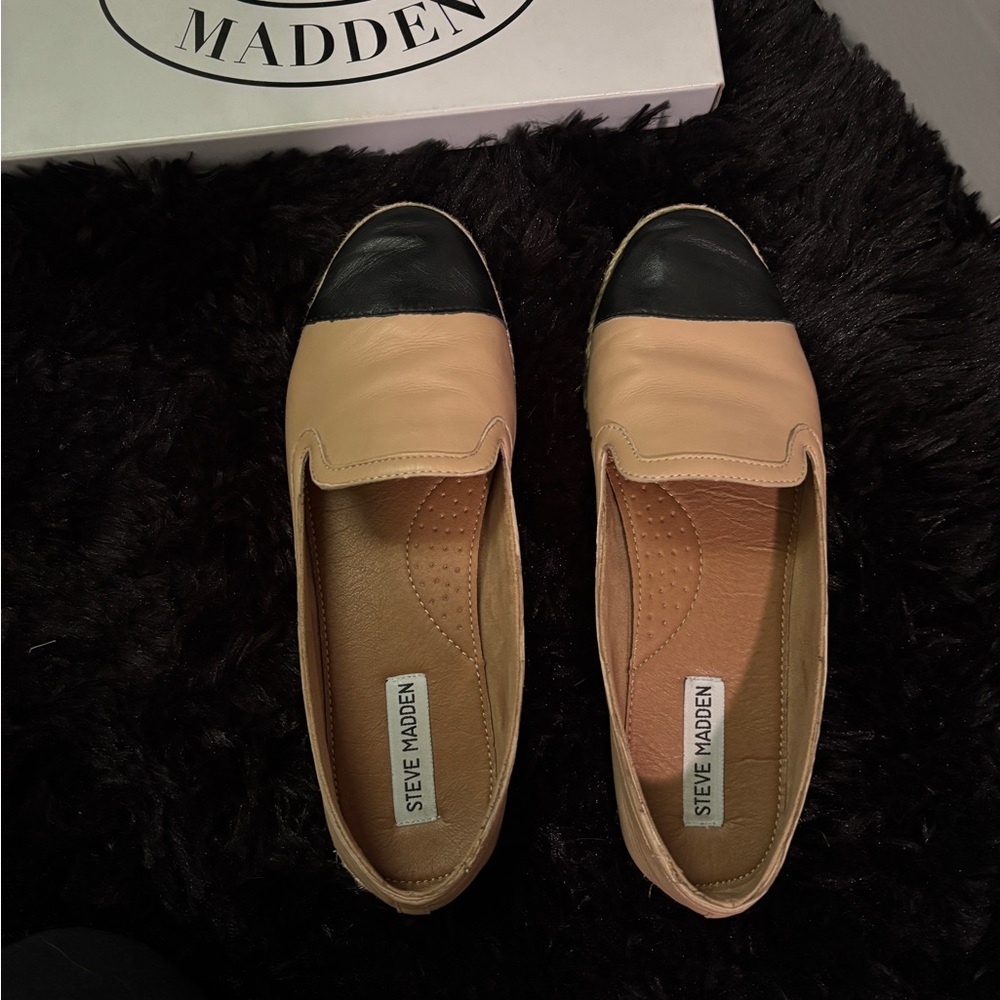 Steve Madden Women's Tan and Black Loafers